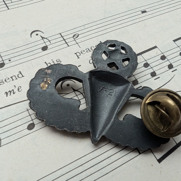 Silver Parachute Wings Pin - Picture 2 of 5